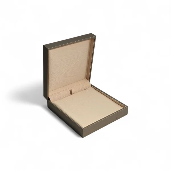 BVLGARI Кулон Кожаный